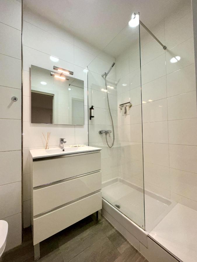 Urbe10 Santa Lucia 1 Bedroom Apartment 1A Малага Екстер'єр фото